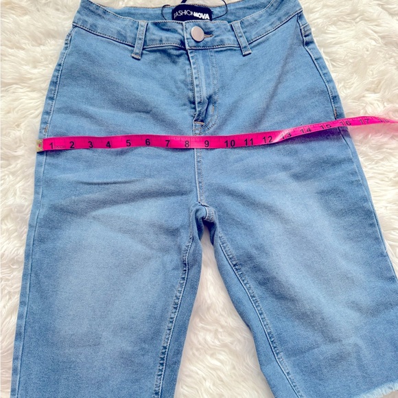 Fashion Nova Bermuda shorts - Picture 2 of 5